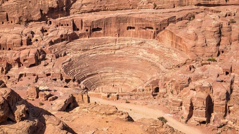 นครเพตรา 1 ใน 7 สิ่งมหัศจรรย์ของโลก 5 โรงละครภายในนครเพตรา