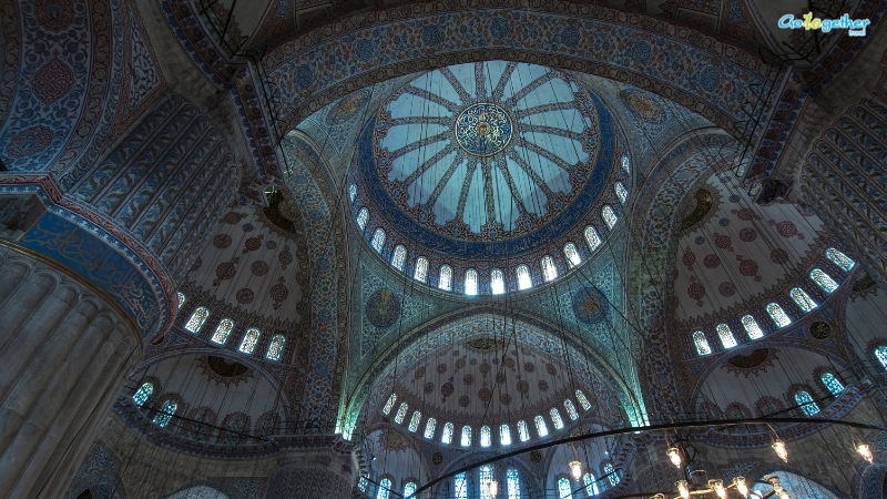 สุเหร่าสีน้ำเงิน (Blue Mosque) สิ่งมหัศจรรย์ของประเทศตุรกี 3 Inside Blue Mosque