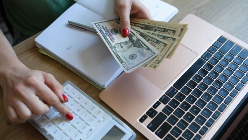 "8 ข้อดี" เที่ยวกับบริษัททัวร์ คิดให้ชัวร์ ก่อนตัดสินใจ 5 การควบคุมค่าใช้จ่ายได้ง่าย