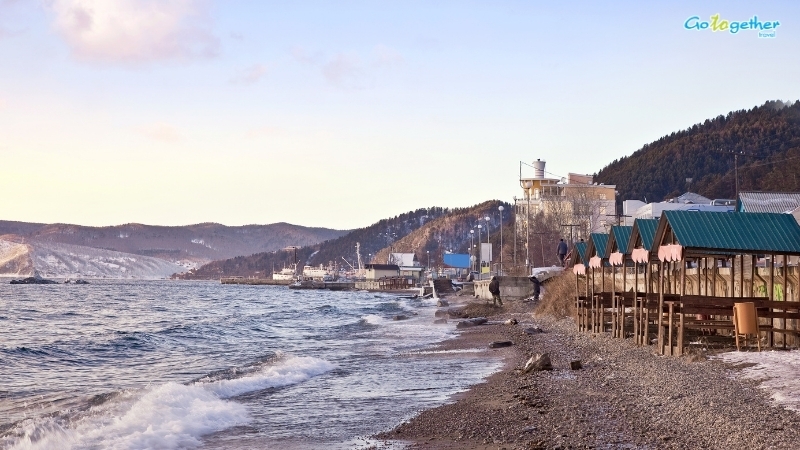 ทะเลสาบไบคาล (Lake Baikal) ทะเลสาบน้ำจืดเก่าแก่ ที่ลึกที่สุดในโลก!!! 13 หมู่บ้านลิสต์เวียนกา (Listvyanka) ริมทะเลสาบไบคาล จุดเริ่มต้นท่องเที่ยวในรัสเซีย