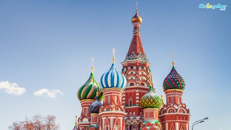 จัตุรัสแดง รัสเซีย เจาะลึกประวัติแลนด์มาร์กระดับโลกแห่งยุโรปตะวันออก 4 โดมหลากสีของวิหารเซนต์บาซิล (Saint Basil's Cathedral) สัญลักษณ์ของจัตุรัสแดง