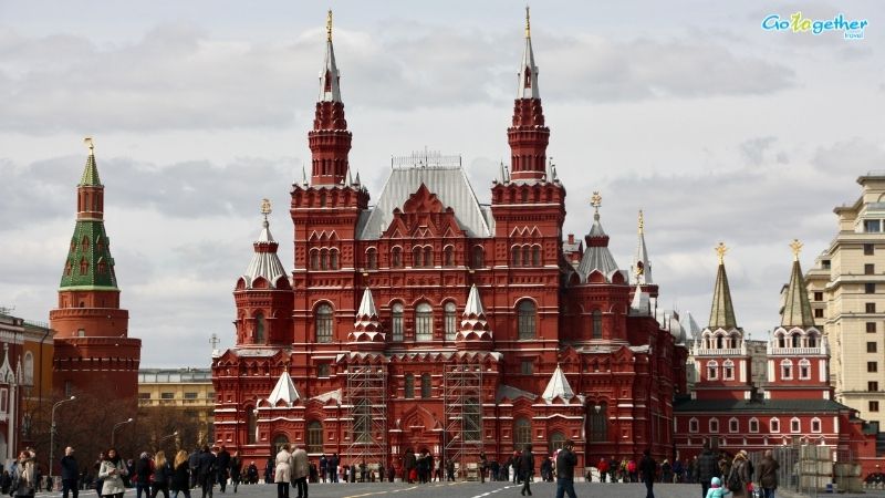 จัตุรัสแดง รัสเซีย เจาะลึกประวัติแลนด์มาร์กระดับโลกแห่งยุโรปตะวันออก 2 พิพิธภัณฑ์ประวัติศาสตร์แห่งชาติรัสเซีย ตั้งอยู่ในจัตุรัสแดง กรุงมอสโก