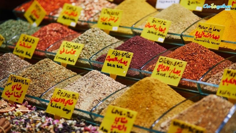 อิสตันบูล (Istanbul) 25 เหตุผลต้องไป! เมืองสองทวีปสุดขลัง ที่คุณจะหลงรักใน 7 วัน 18 สมุนไพรและเครื่องเทศสีสันสดใสในตลาดอิสตันบูล